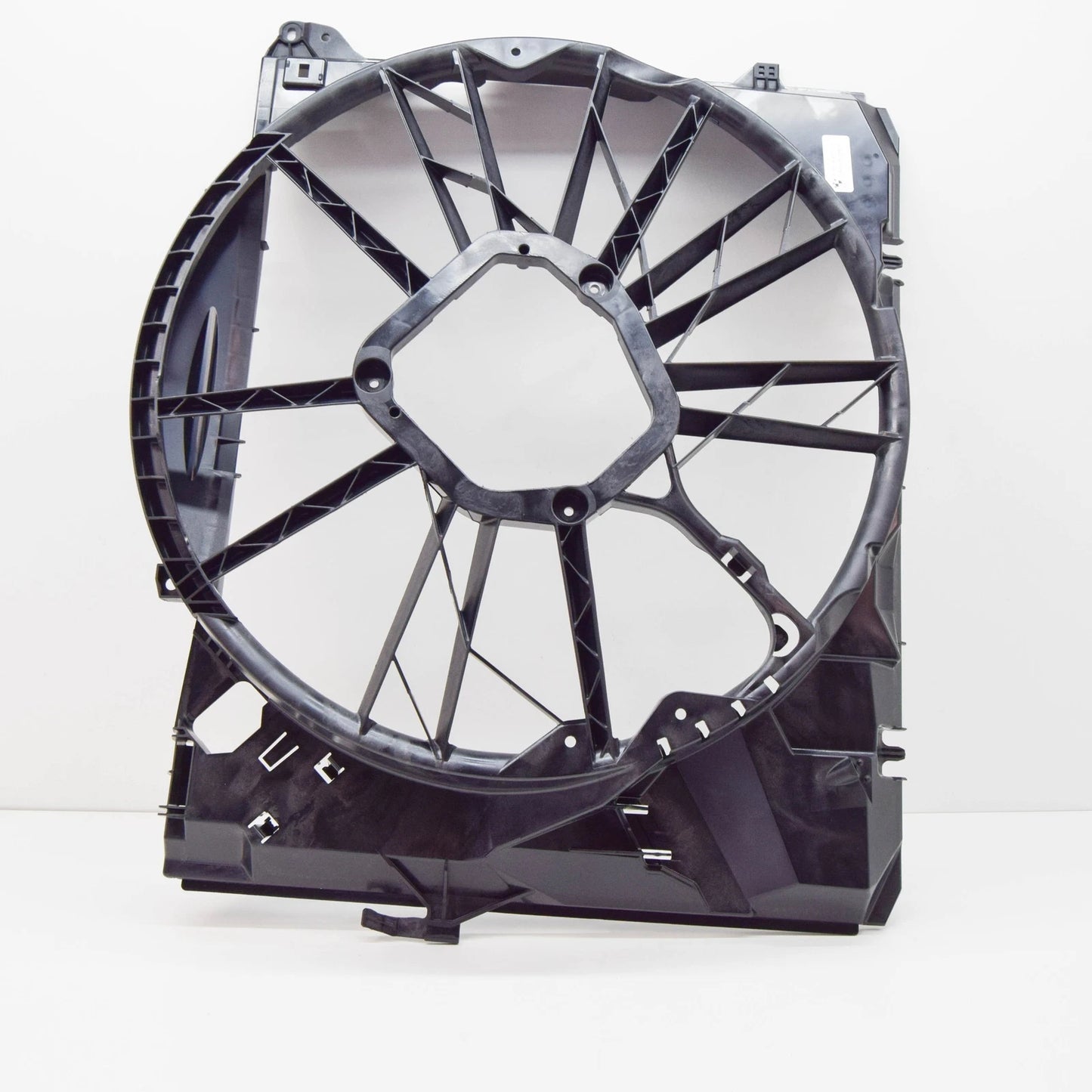 NEW BMW E82 E88 E90 E90N E92 E92N E93 RADIATOR FAN SHROUD 7557814 17117557814