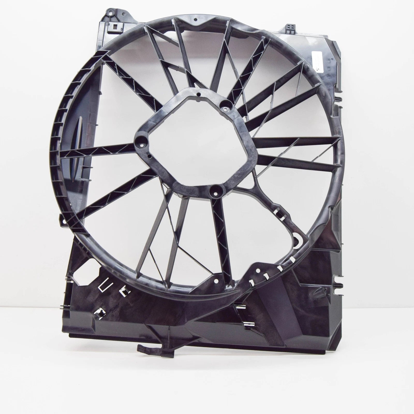 NEW BMW E82 E88 E90 E90N E92 E92N E93 RADIATOR FAN SHROUD 7557814 17117557814