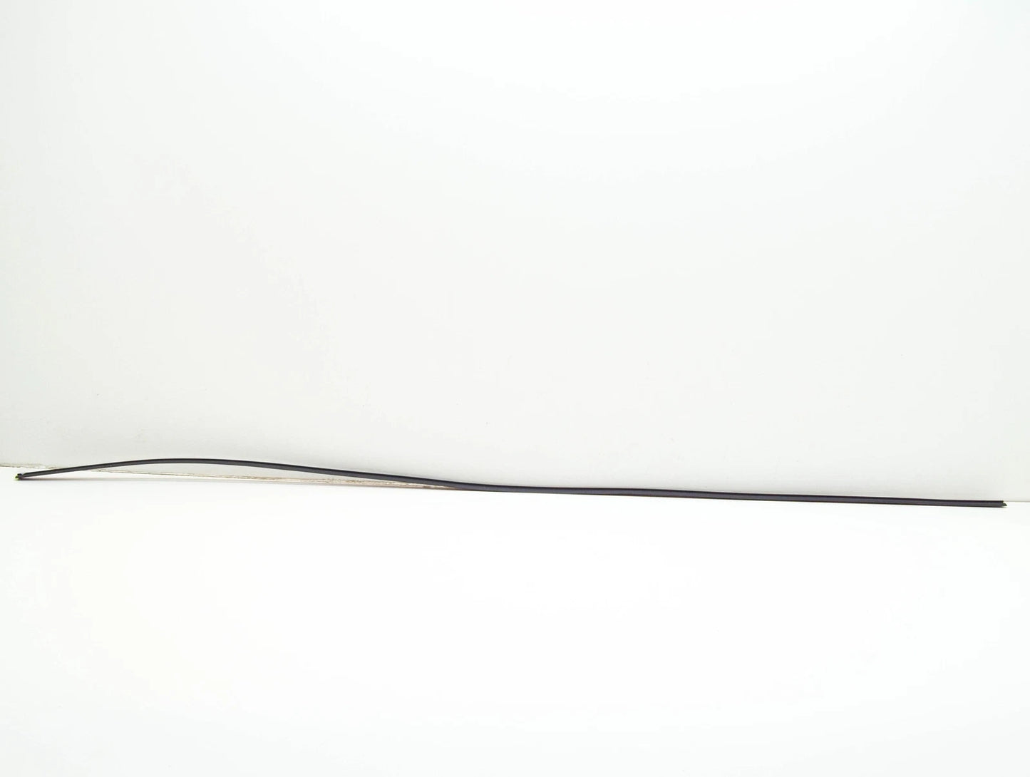 NEW BMW 7 F01 REAR WINDOW UPPER MOULDING TRIM 51317184568 ORIGINAL