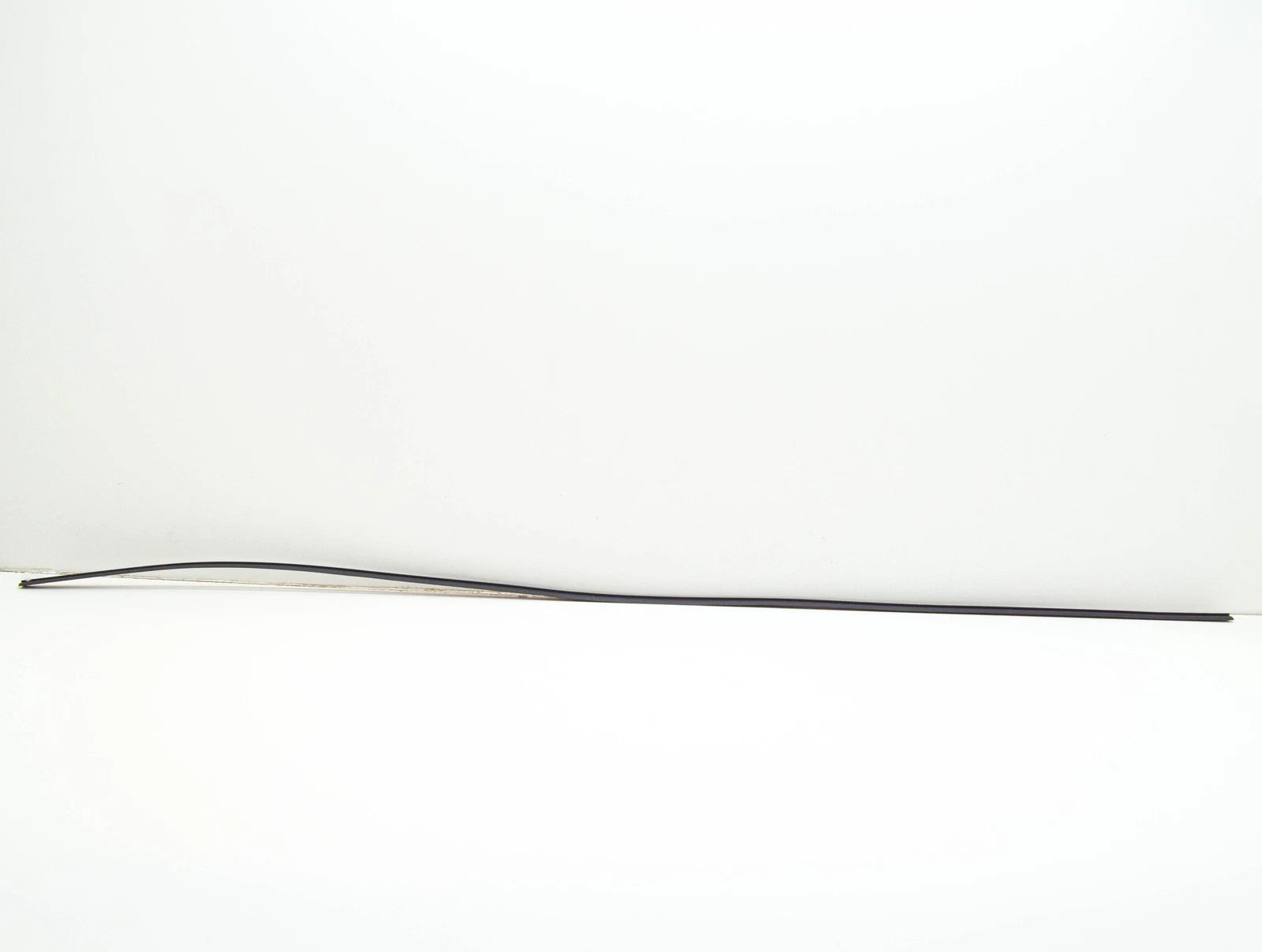 NEW BMW 7 F01 REAR WINDOW UPPER MOULDING TRIM 51317184568 ORIGINAL