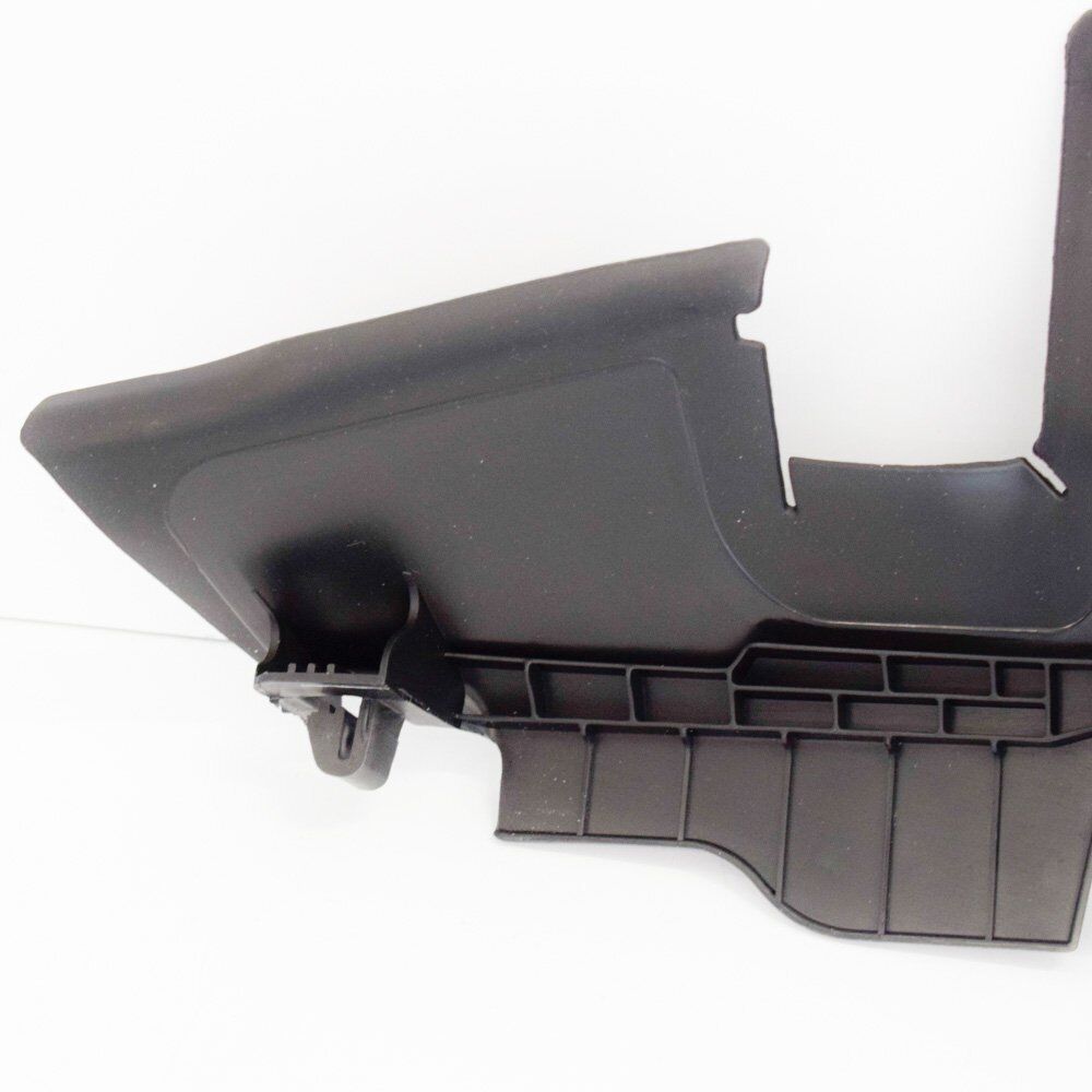 NEW VOLKSWAGEN PASSAT B8 RADIATOR RIGHT SIDE AIR GUIDE 561121284A 2016 ORIGINAL
