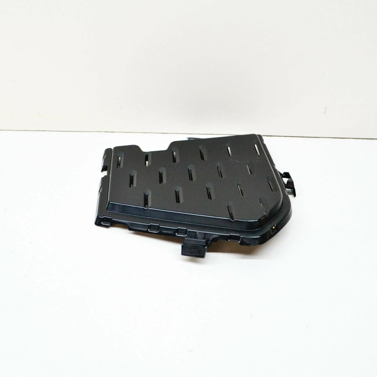 NEW BMW X6 G06 M FRONT BUMPER RIGHT GRILLE COVER 51118092292 ORIGINAL