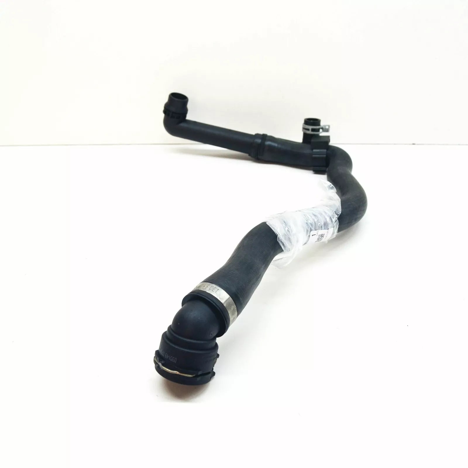 NEW AUDI A3 S3 CABRIO 8V ENGINE WATER COOLANT HOSE 5Q0122051AL