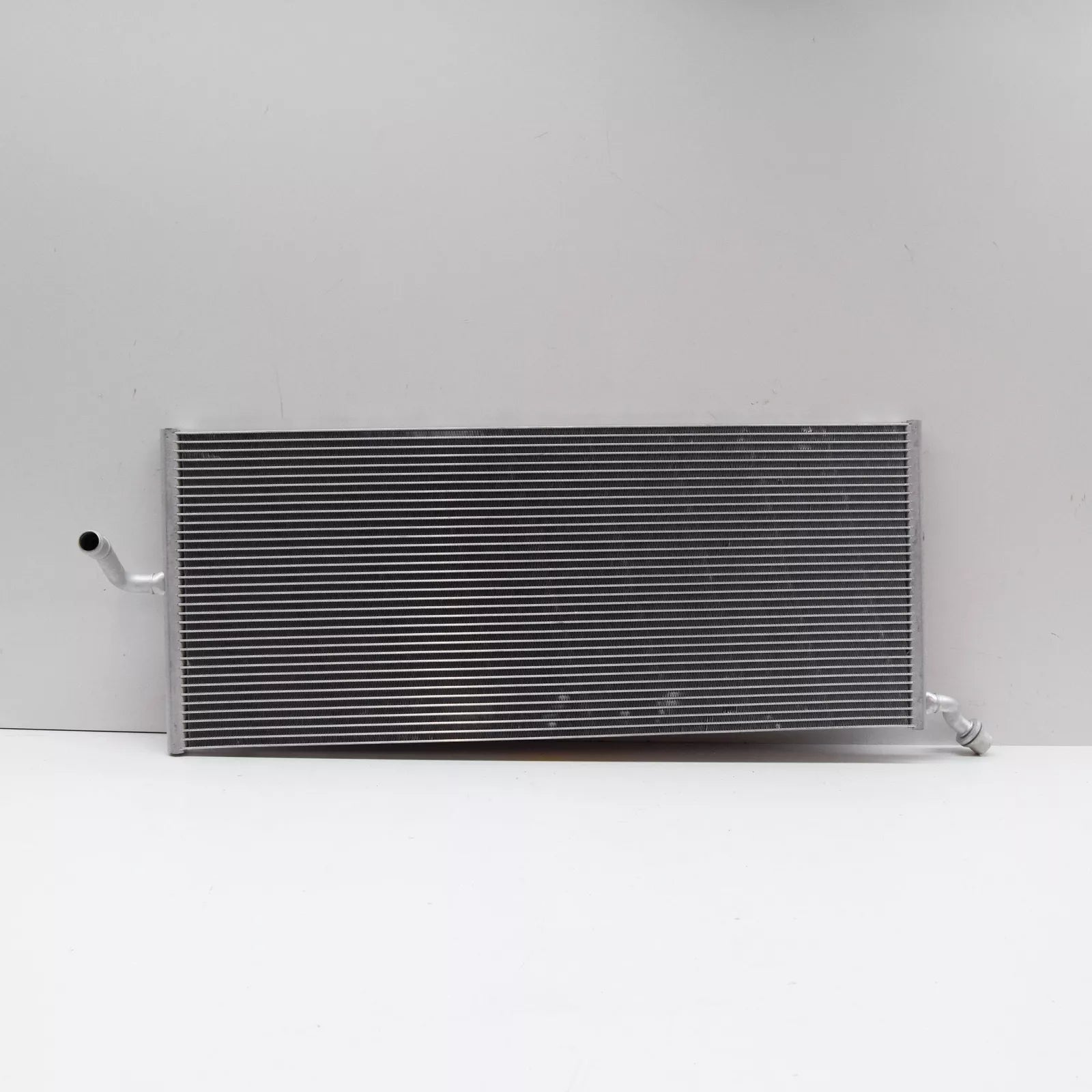 NEW MERCEDES-BENZ SLK R172 ENGINE LOW TEMPERATURE RADIATOR A1725000003 ORIGINAL