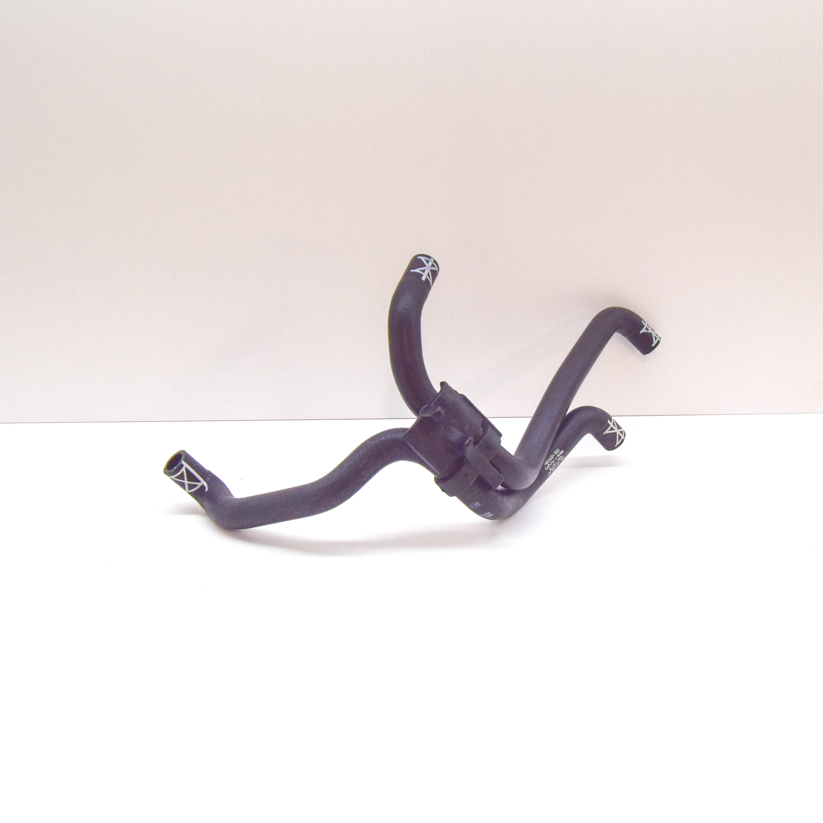 NEW AUDI A3 8P ENGINE COOLANT HOSE 1K0121086AD ORIGINAL