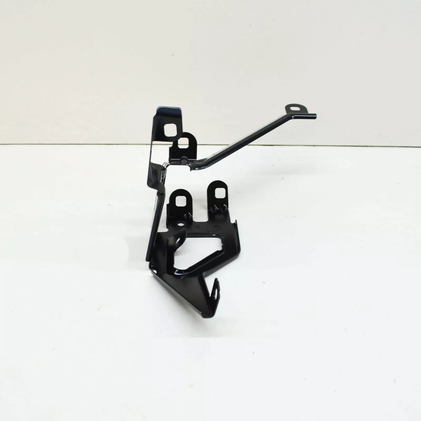 NEW BMW 6 CABRIO F12 FRONT RIGHT FENDER WING HOLDER 41357230584 ORIGINAL