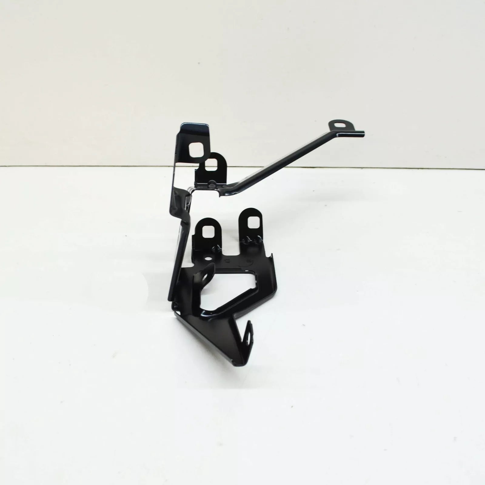 NEW BMW 6 CABRIO F12 FRONT RIGHT FENDER WING HOLDER 41357230584 ORIGINAL