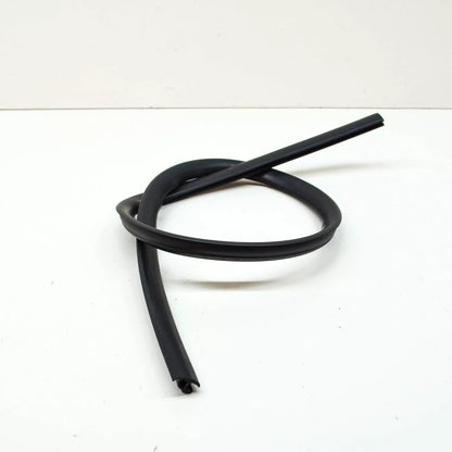 NEW MERCEDES-BENZ GLK X204 FRONT WINDSHIELD TOP SEAL A2046710420 ORIGINAL