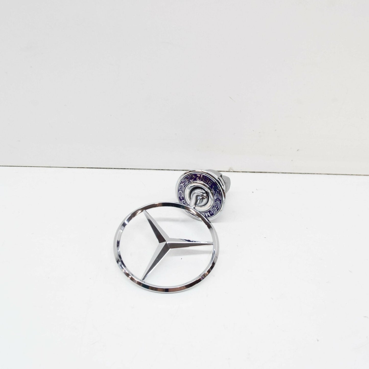 NEW MERCEDES-BENZ E W210 BONNET MERCEDES STAR BADGE A2108800186 ORIGINAL