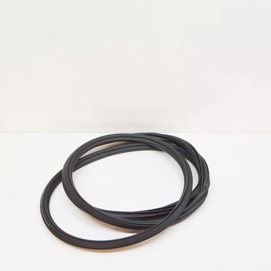 NEW AUDI Q7 4L REAR HATCH LID GASKET 4L0827705J