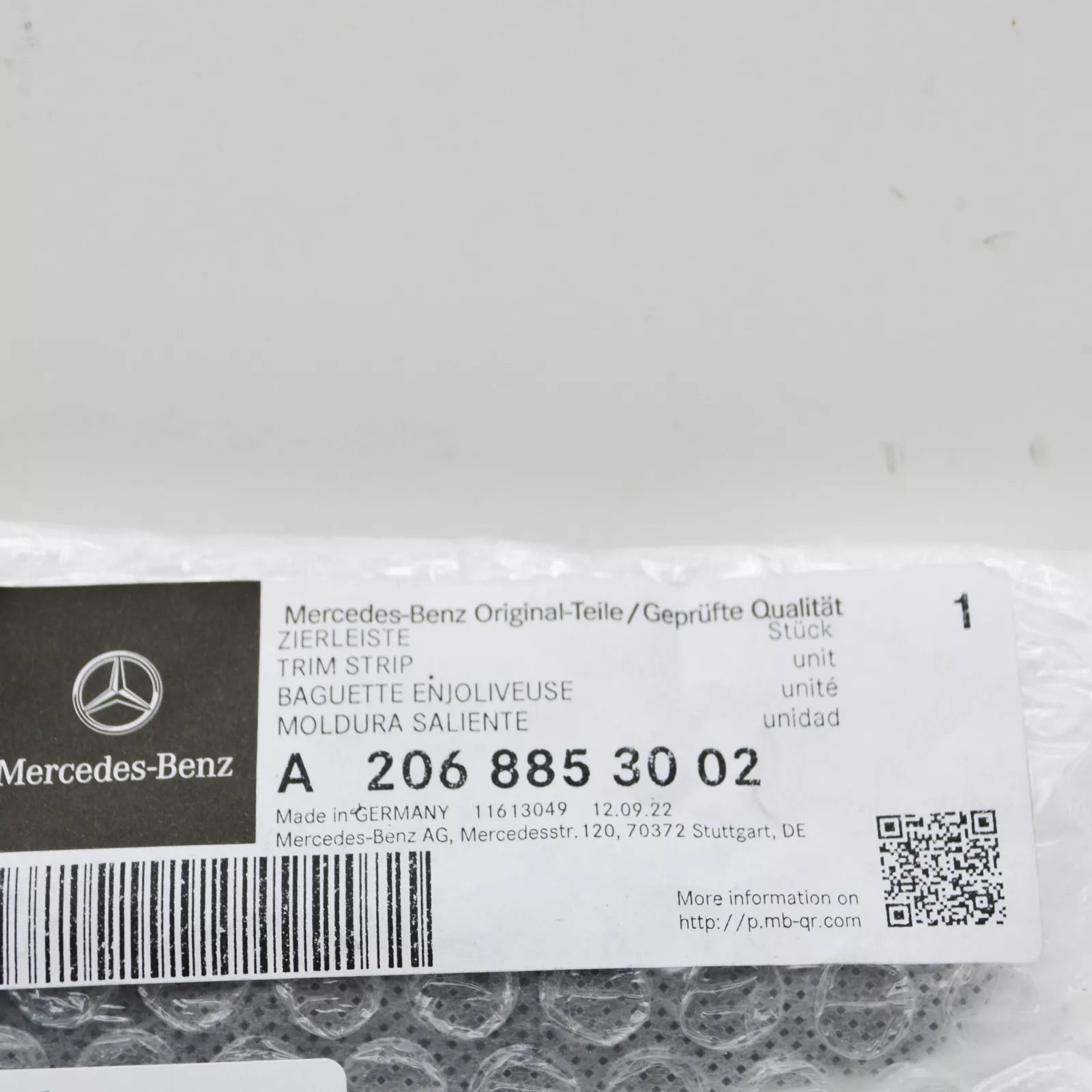 NEW MERCEDES-BENZ C W206 FRONT BUMPER RIGHT STRIP TRIM A2068853002 ORIGINAL