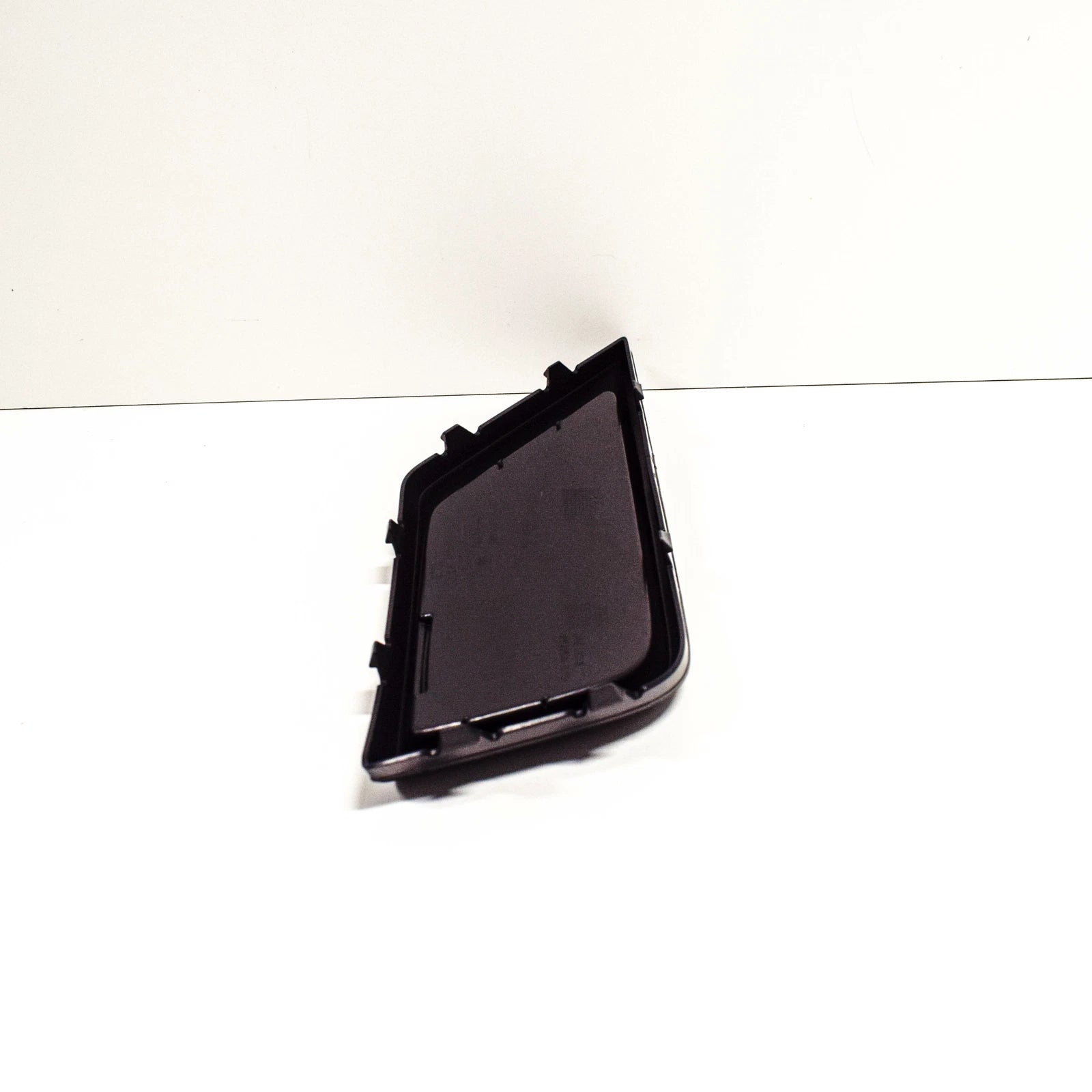 NEW VW TIGUAN 5N FRONT BUMPER RIGHT GRILLE 5NA8536669B9 ORIGINAL