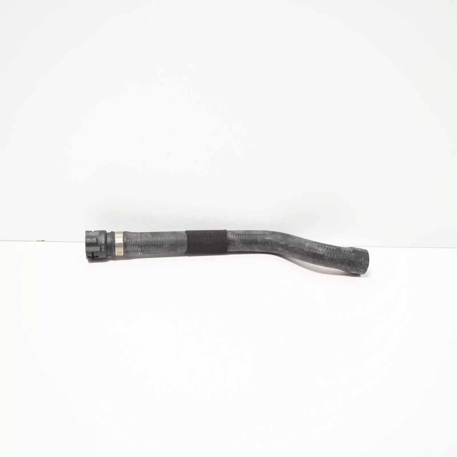 NEW BMW 5 E39 COOLING SYSTEM WATER HOSE PIPE 11532247820 ORIGINAL