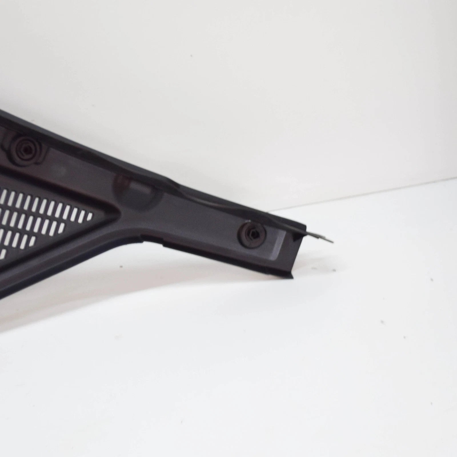 NEW BMW E70 CABIN AIR FILTER MICROFILTER HOUSING RIGHT 6945584 64316945584