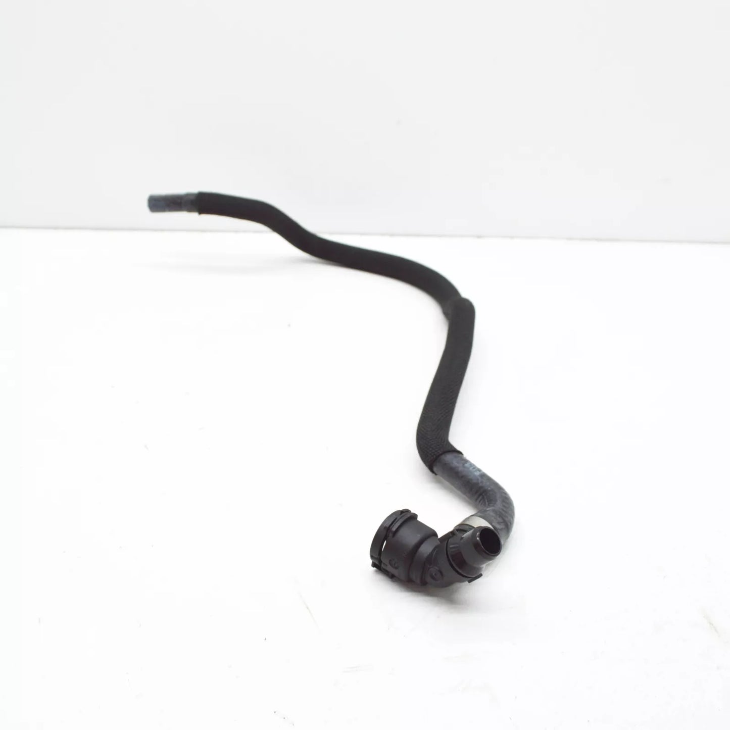 NEW BMW X5 M F85 TURBOCHARGER-COOLANT HOSE PIPE 11537848379 ORIGINAL