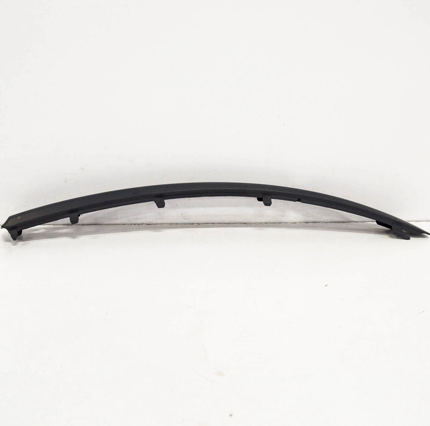 NEW BMW 1 E81 FRONT BUMPER RIGHT RUBBER STRIP PDC 51117185134 ORIGINAL
