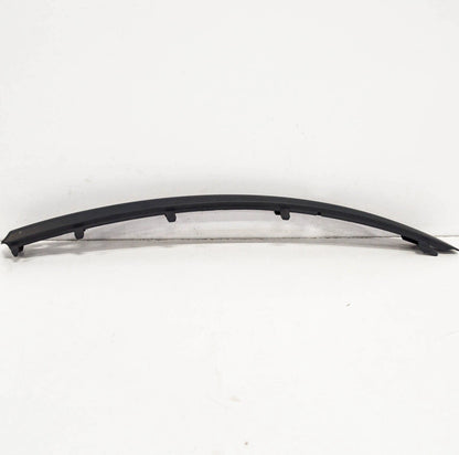 NEW BMW 1 E81 FRONT BUMPER RIGHT RUBBER STRIP PDC 51117185134 ORIGINAL