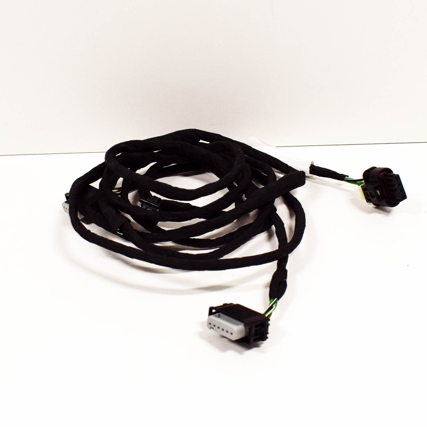 NEW MERCEDES-BENZ GLE W166 REAR PARKING SENSOR WIRING A1664401532 ORIGINAL