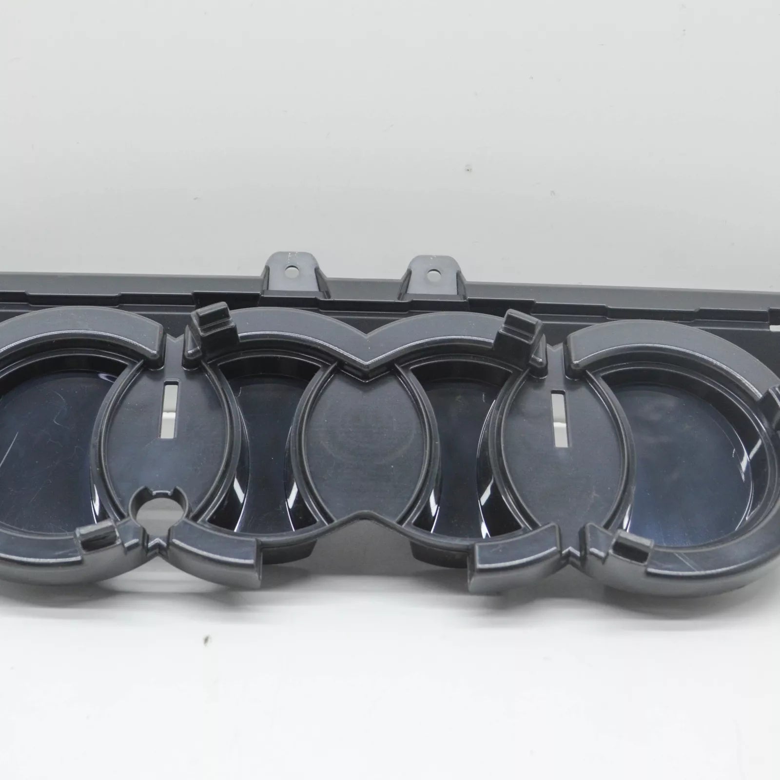 NEW AUDI Q7 4M FRONT BUMPER RADIATOR GRILLE BRACKET 4M0853037E