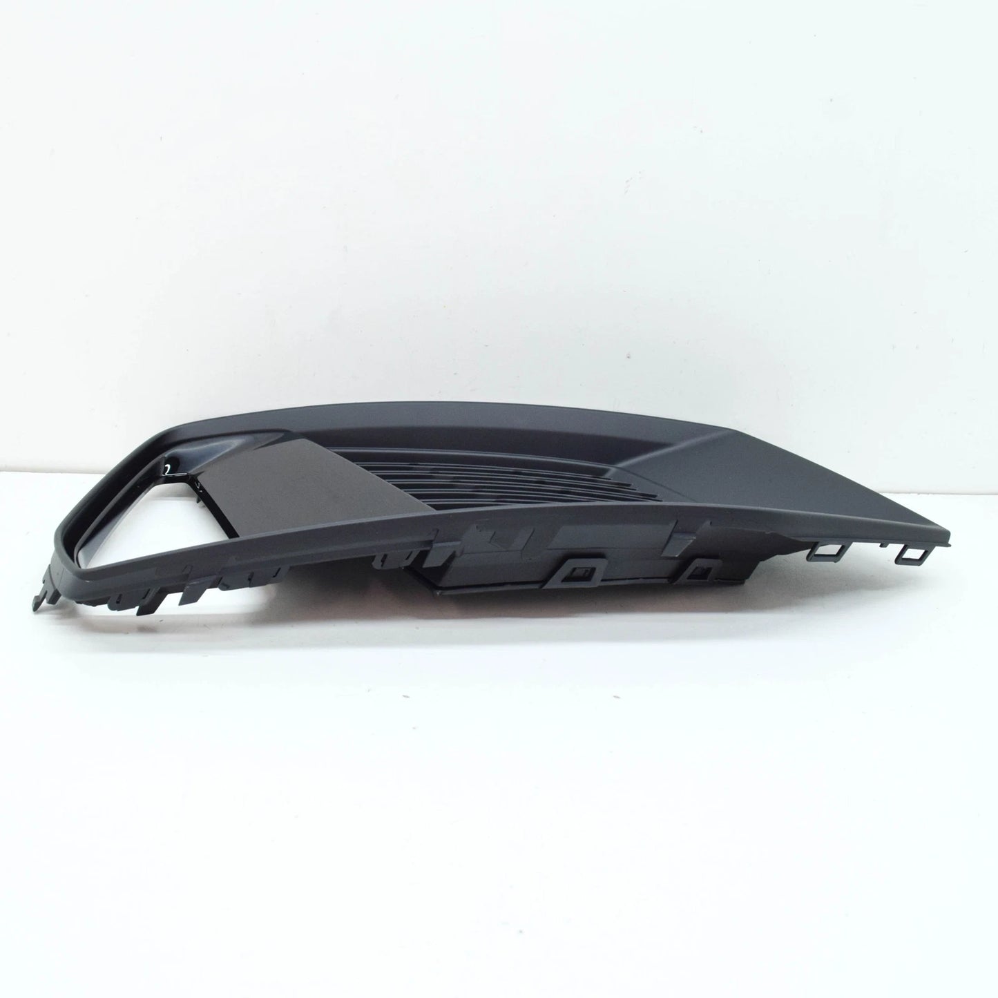 NEW AUDI A7 SPORTBACK 4K FRONT RIGHT AIR GUIDE GRILLE 4K8807648D3FZ ORIGINAL