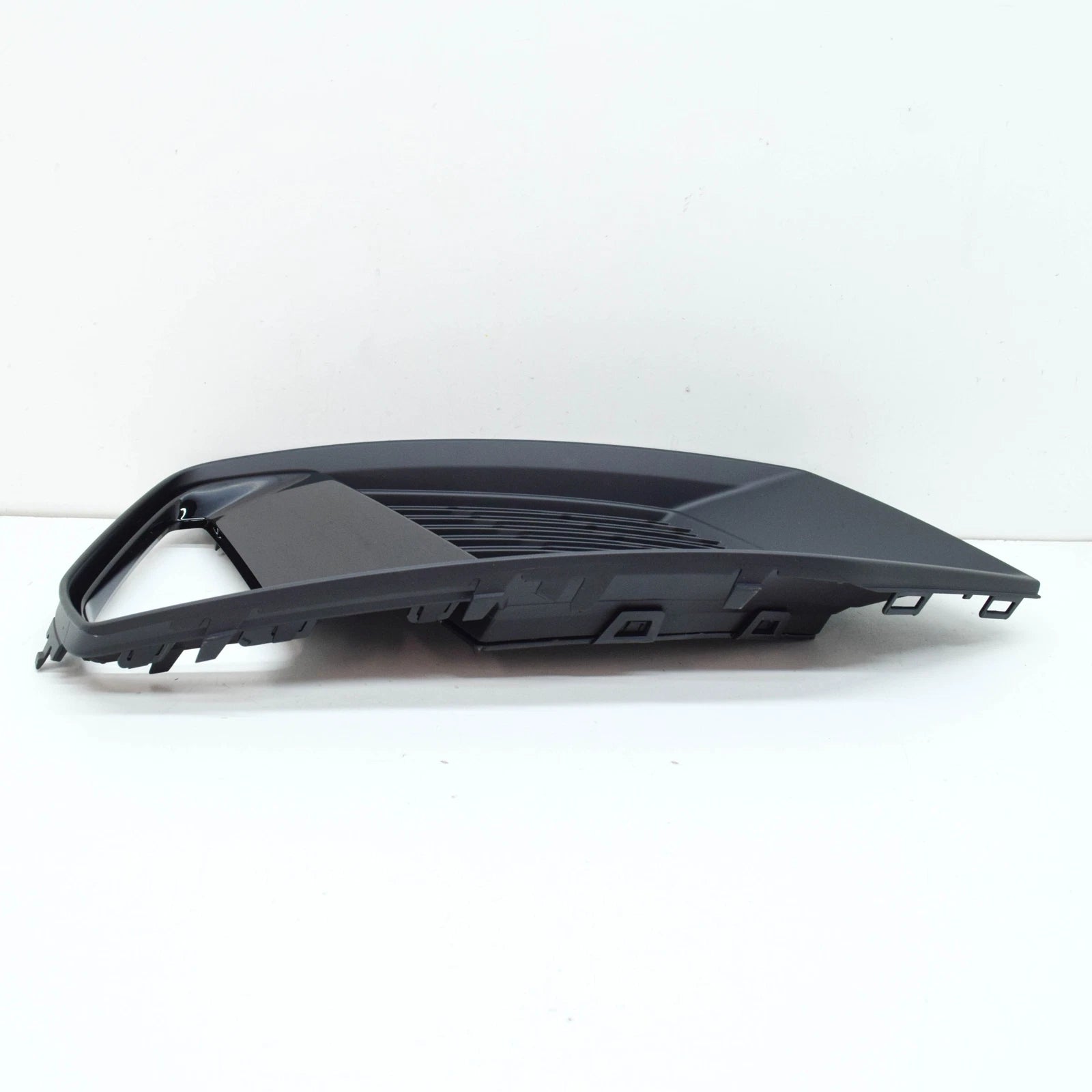 NEW AUDI A7 SPORTBACK 4K FRONT RIGHT AIR GUIDE GRILLE 4K8807648D3FZ ORIGINAL