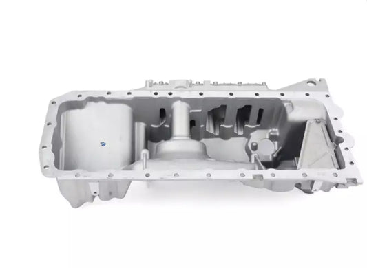 NEW BMW 2 COUPE F22, F87 ENGINE OIL PAN 11137570403 7570403 ORIGINAL