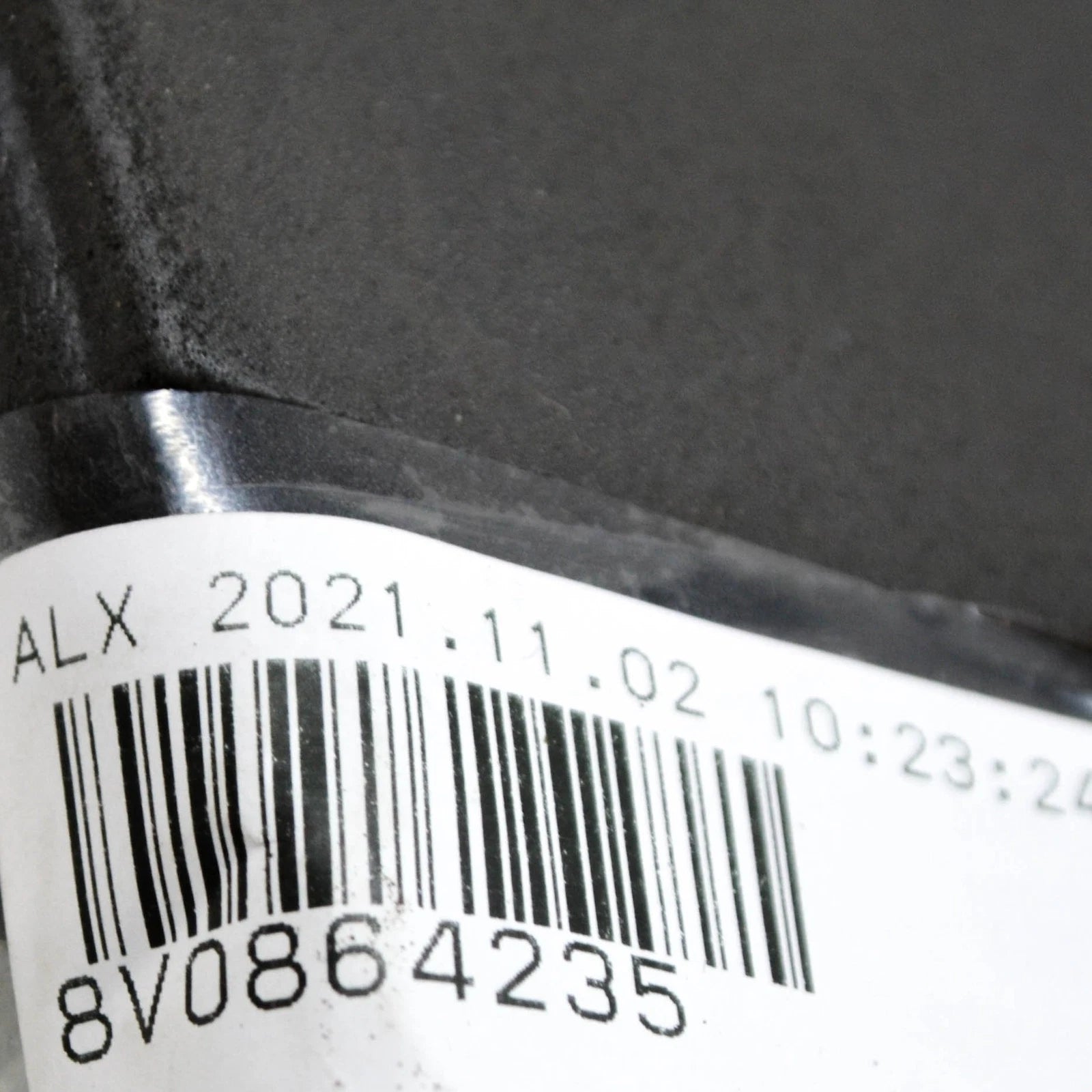 NEW AUDI A3 S3 8V FRONT LEFT FENDER WING INSULATION 8V0864235 ORIGINAL