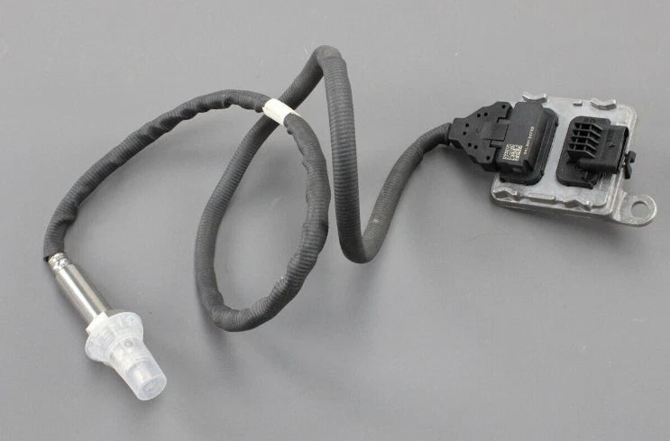 NEW VW PASSAT ALLTRACK B8 LAMBDA OXYGEN NOX SENSOR 04L907807EE ORIGINAL