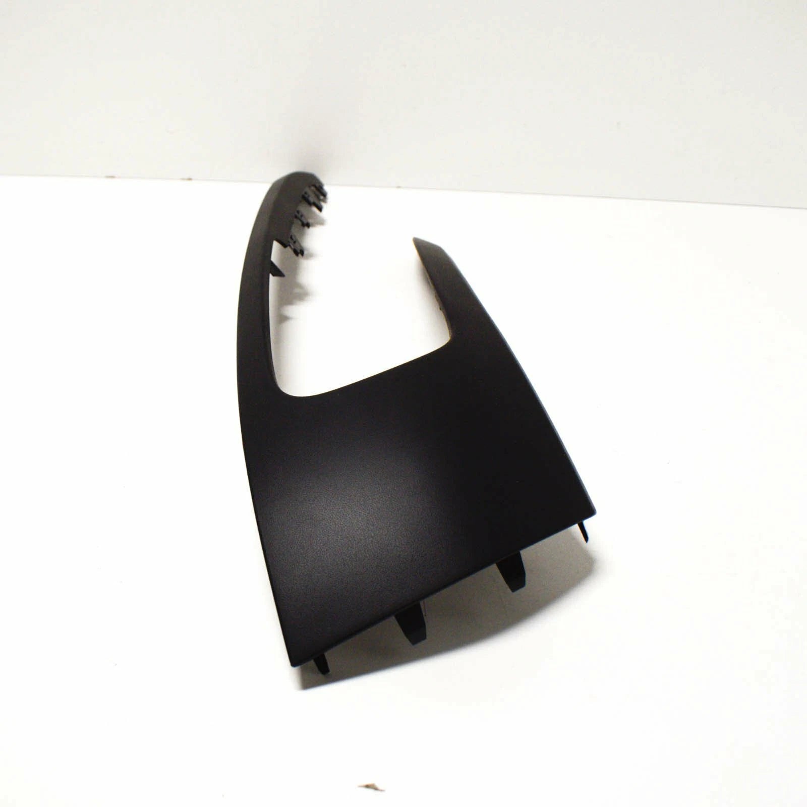 NEW VOLKSWAGEN TOUAREG 7P FRONT RIGHT FOG LIGHT TRIM 7P6807490F9B9