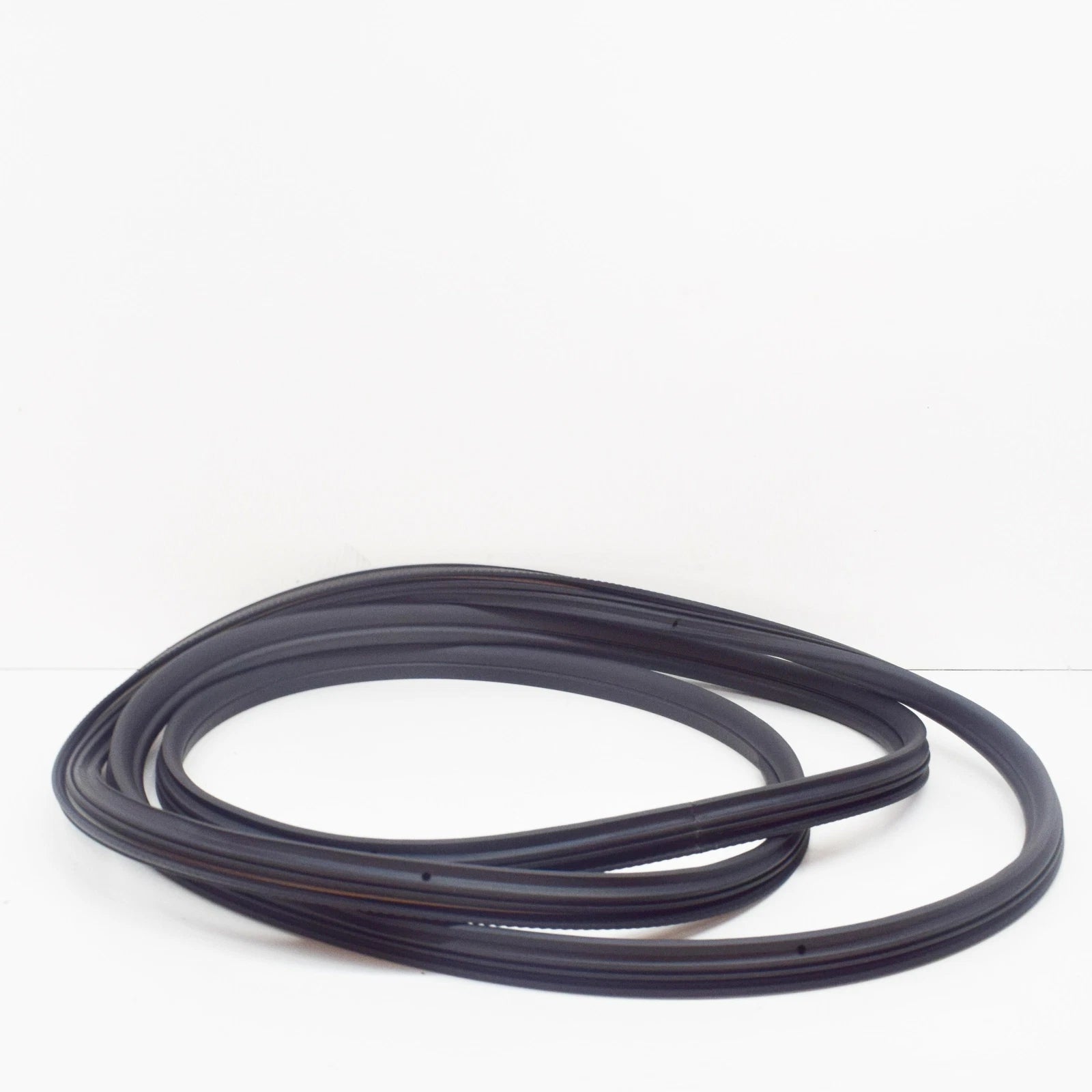 NEW MERCEDES-BENZ VITO W639 LEFT SLIDING DOOR GASKET A6397330698 ORIGINAL