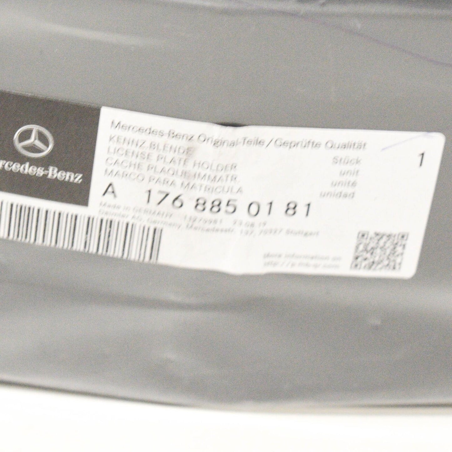 NEW MERCEDES BENZ A W176 FRONT NUMBER LICENSE PLATE HOLDER A1768850181 ORIGINAL