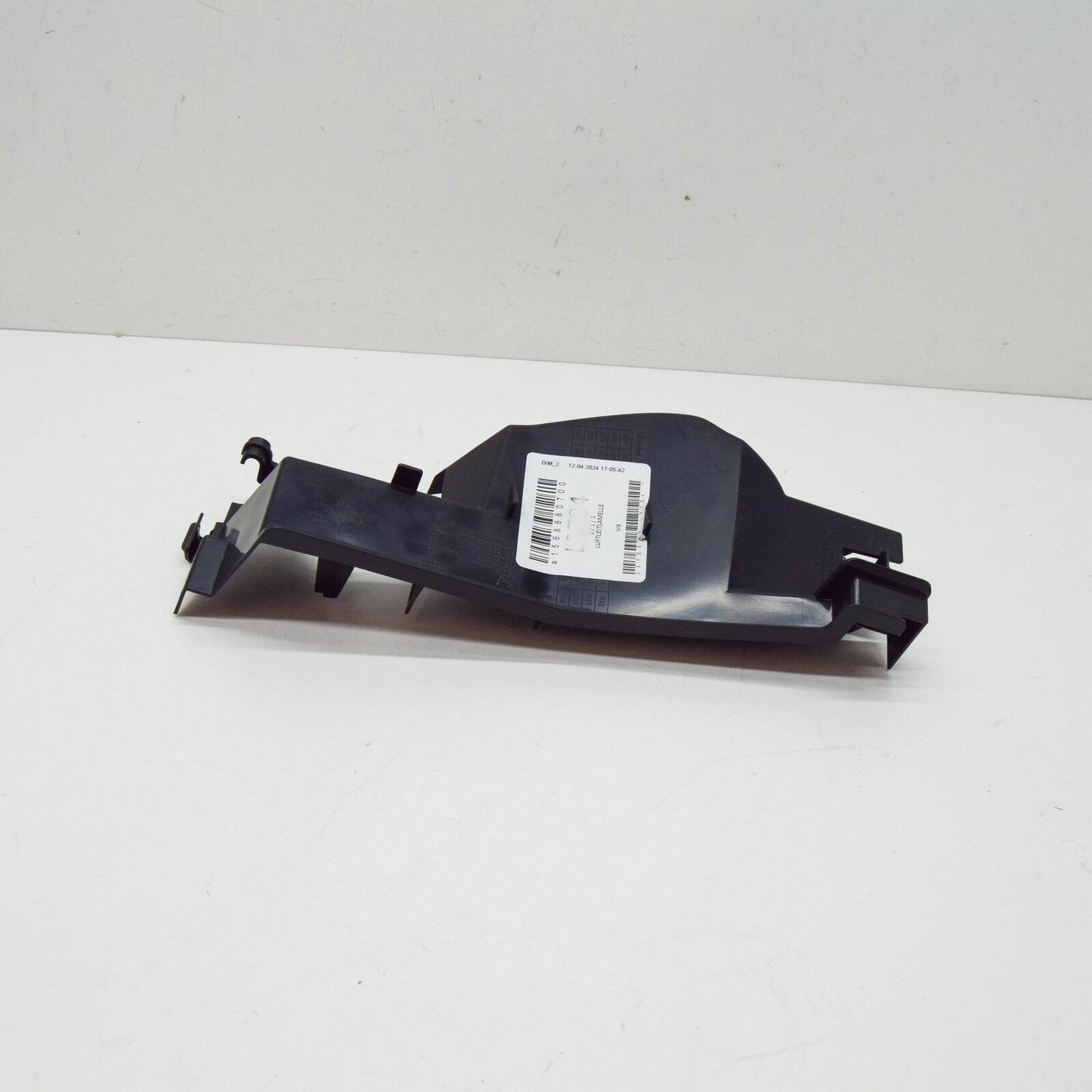 NEW MERCEDES-BENZ GLA X156 FRONT LEFT AIR FLOW SERRATION A1568880700 ORIGINAL