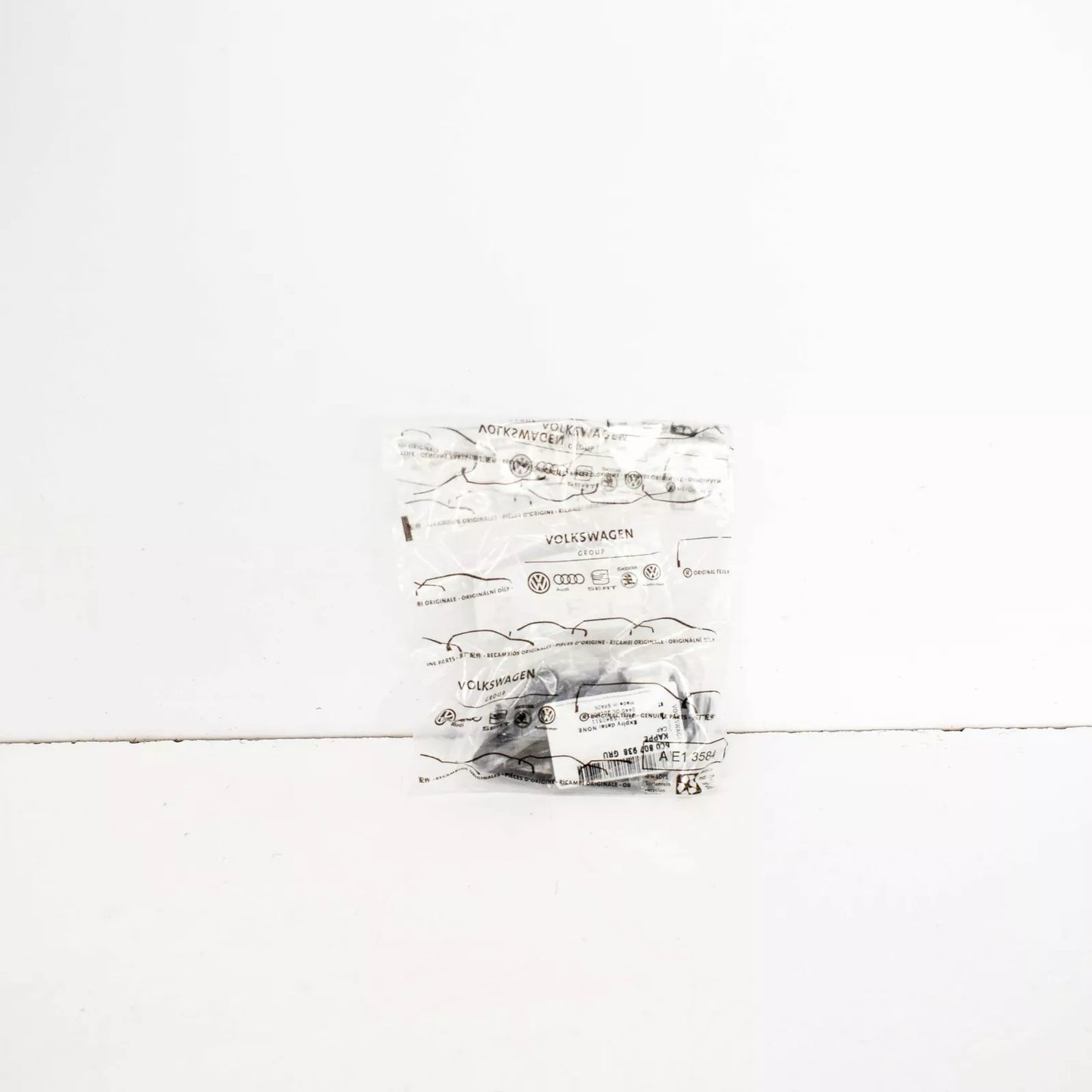 NEW VOLKSWAGEN POLO 6R RIGHT HEADLIGHT WASHER COVER CAP 6C0807938 GRU ORIGINAL