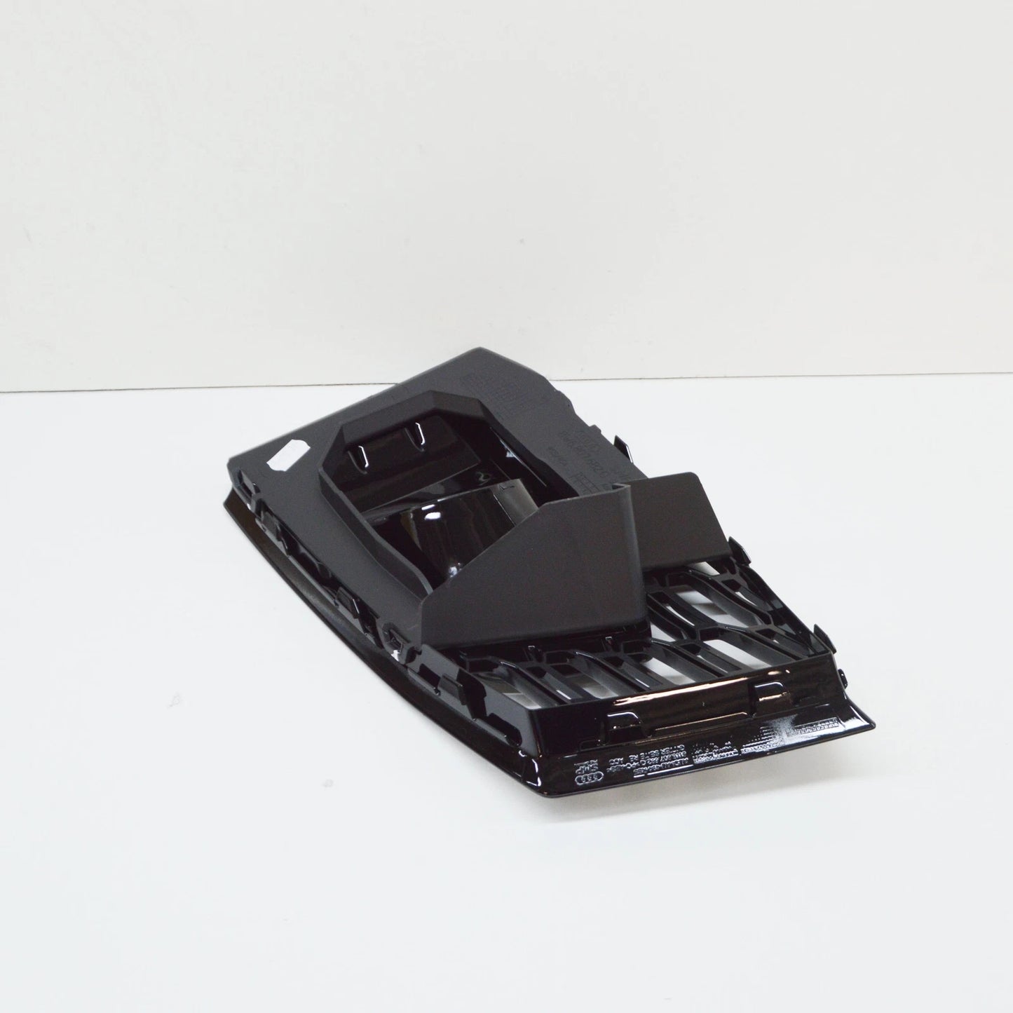 NEW AUDI RS4 B9 FRONT RIGHT AIR GUIDE GRILLE 8W6807682QT94