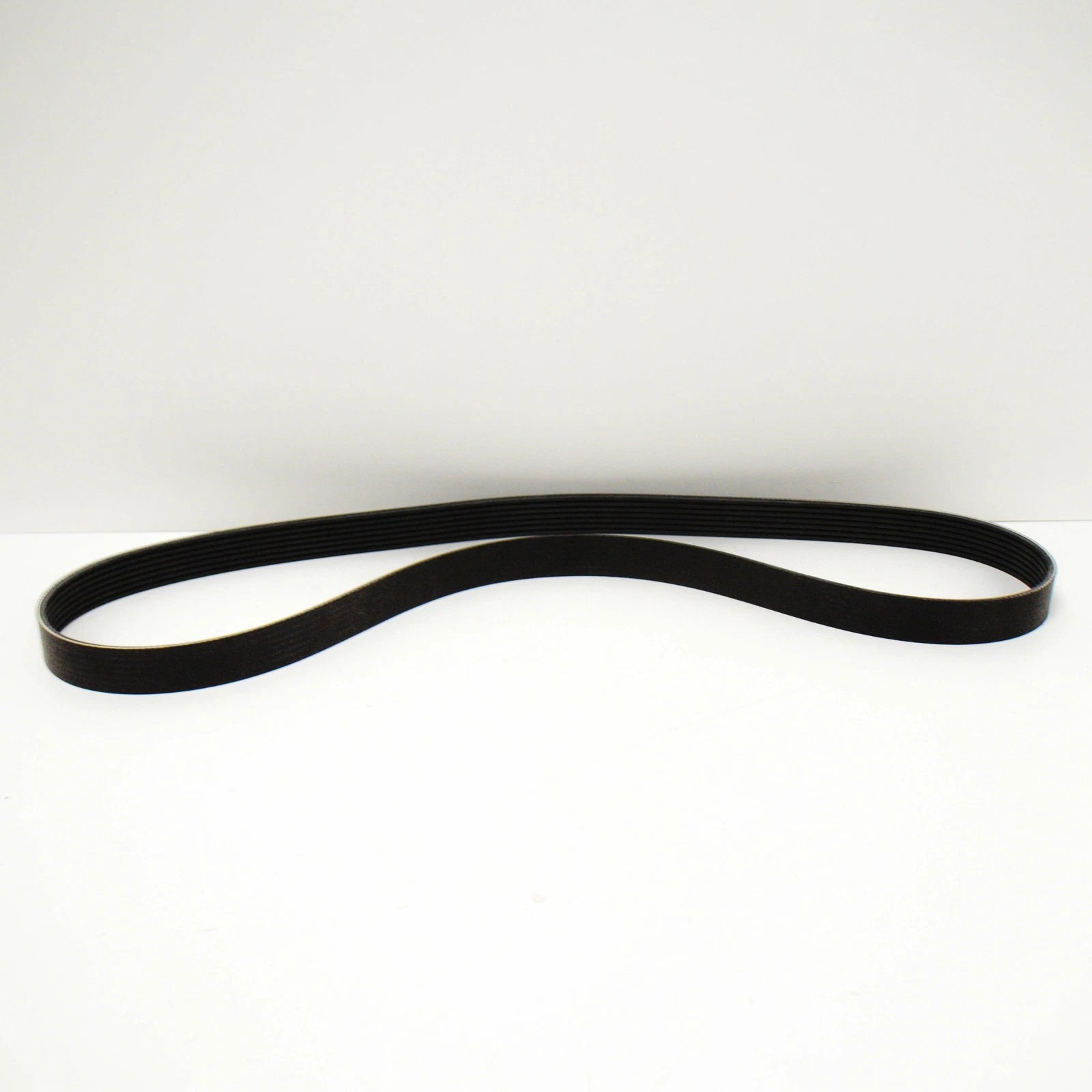 NEW AUDI A4 B8 3.0 PETROL A/C SERPENTINE BELT 06E903137AB 2013