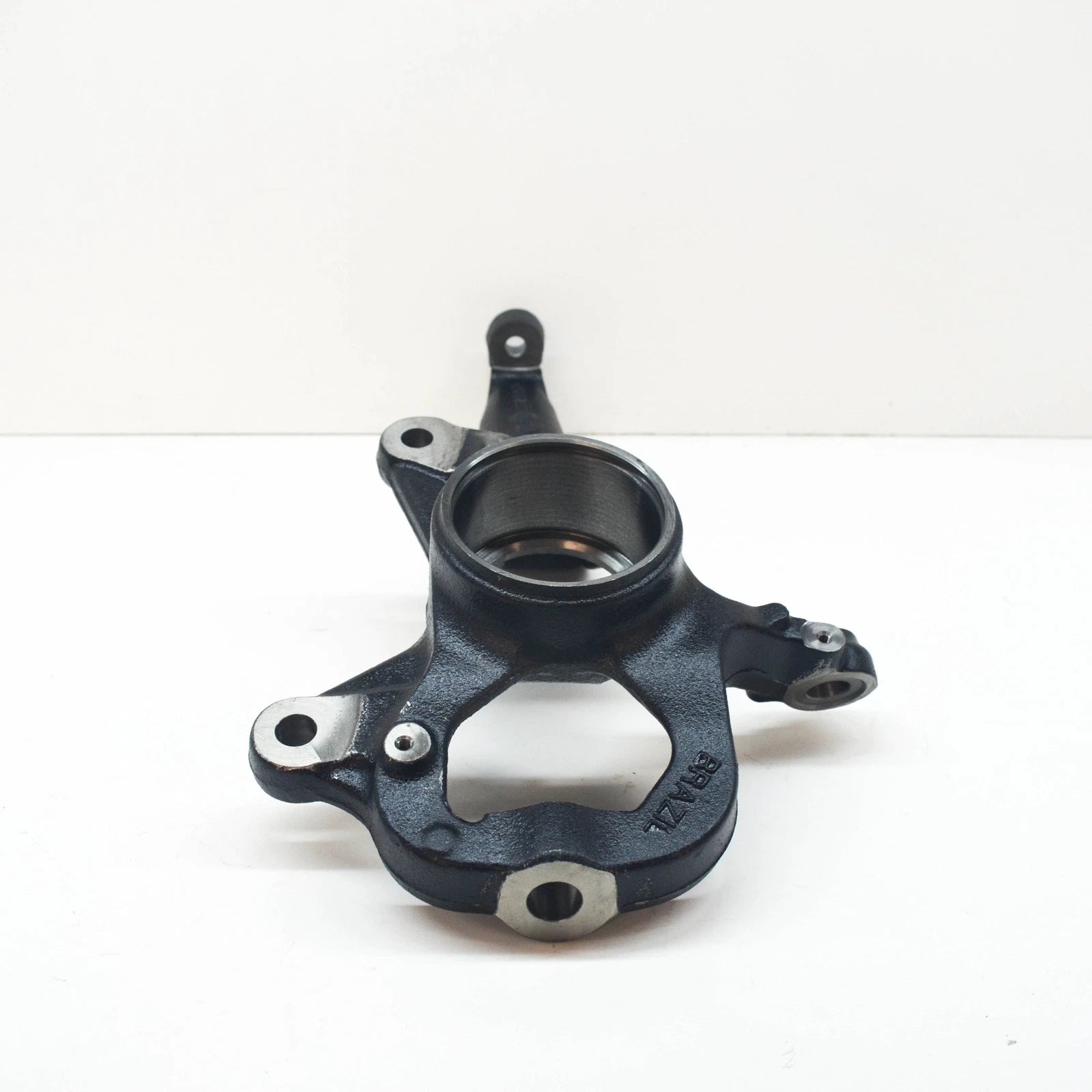 NEW VOLKSWAGEN AMAROK FRONT LEFT WHEEL HUB SPINDLE KNUCKLE 2H6407257 ORIGINAL