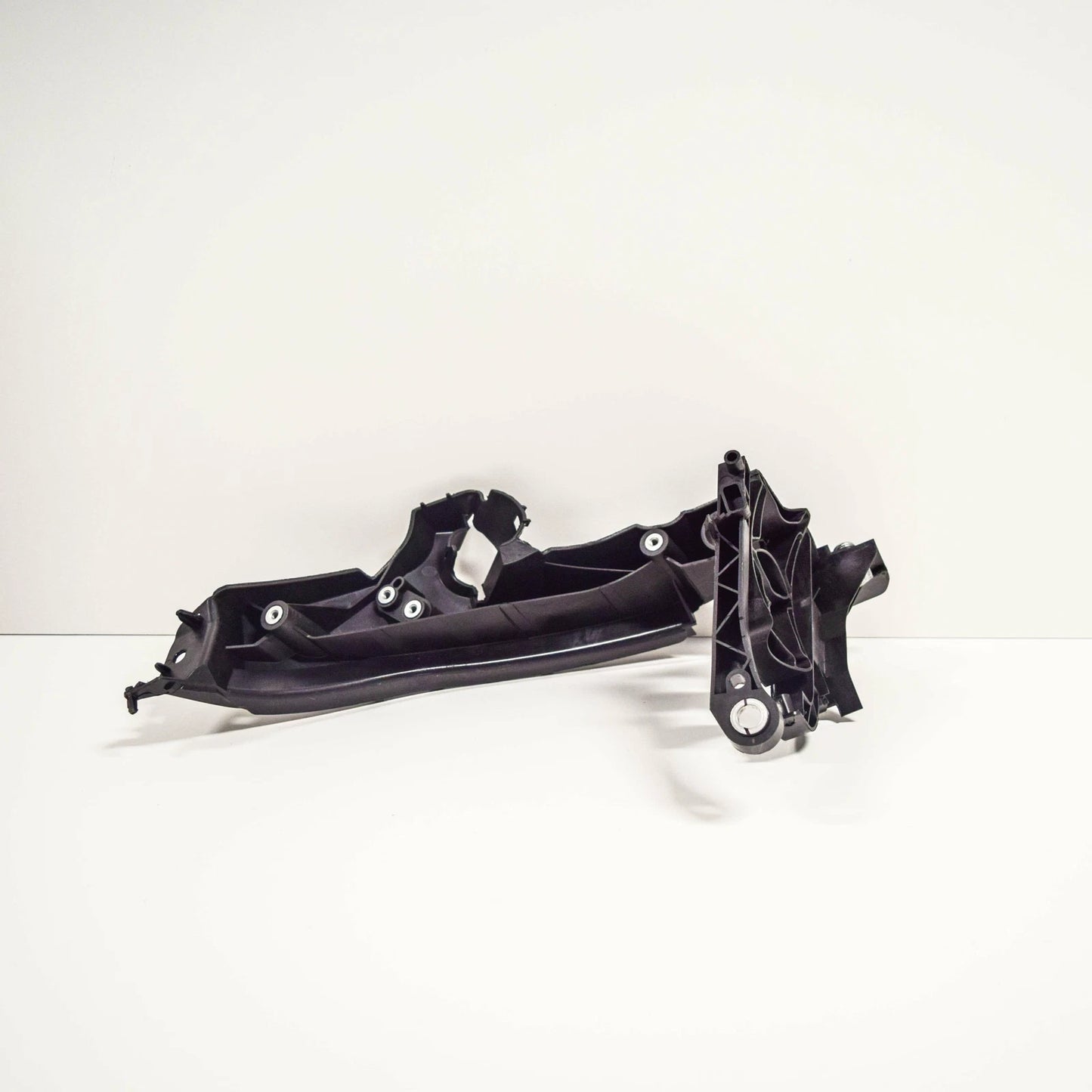 NEW AUDI A4 B8 RIGHT HEADLIGHT BRACKET HOLDER 8K0805608C