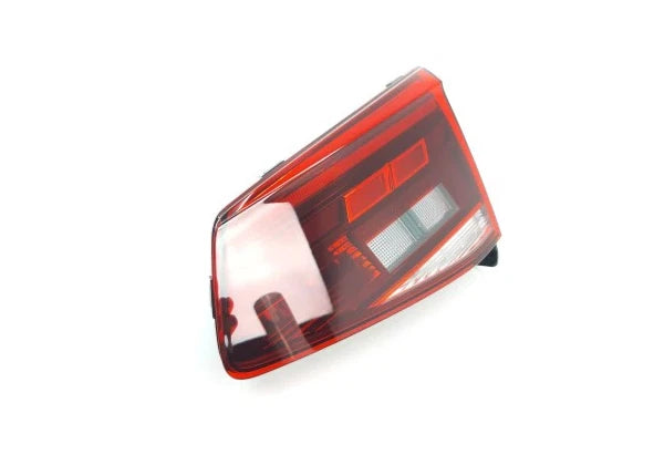 NEW VW PASSAT VARIANT B8 REAR RIGHT INNER LED TAILLIGHT RHD 3G9945094J ORIGINAL