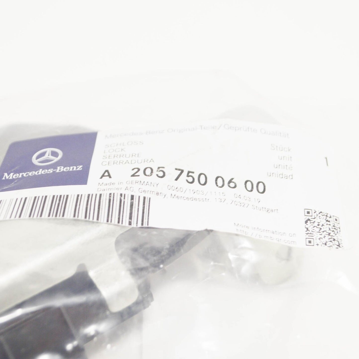 NEW MERCEDES BENZ E C238 REAR TAILGATE BOOT LID LOCK A2057500600 ORIGINAL