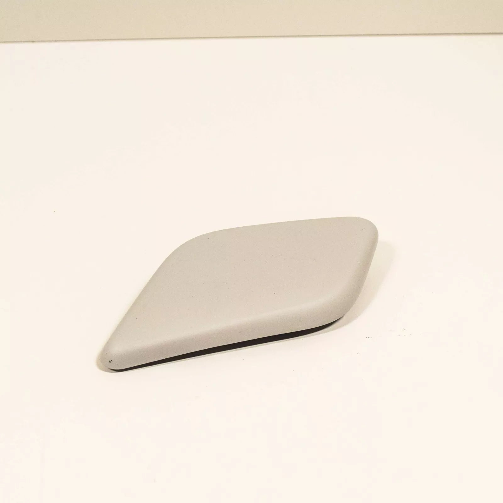 NEW VOLKSWAGEN TIGUAN MK1 LEFT HEADLIGHT WASHER COVER CAP 5N0955109GRU ORIGINAL