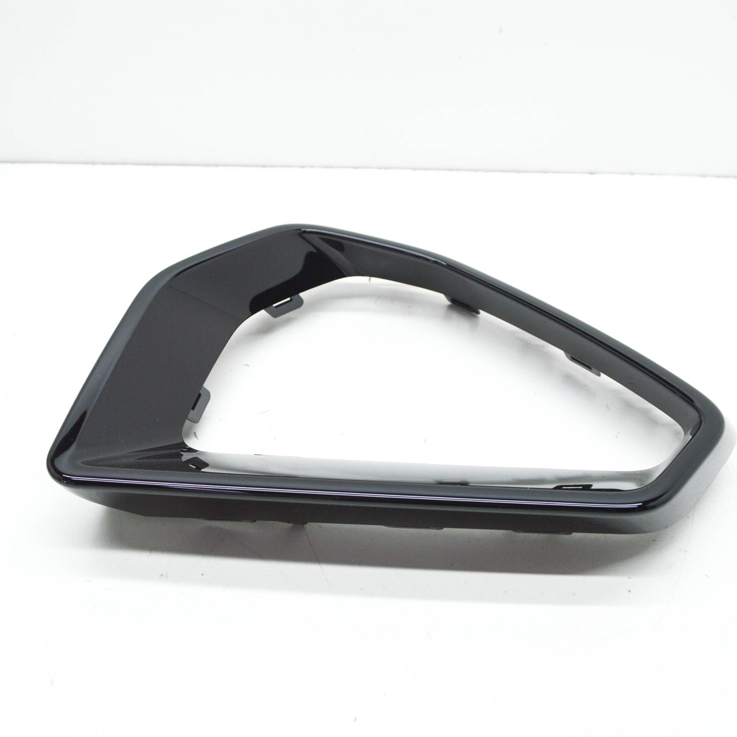 NEW AUDI Q3 F3 FRONT BUMPER RIGHT TRIM 83A853054AT94 ORIGINAL