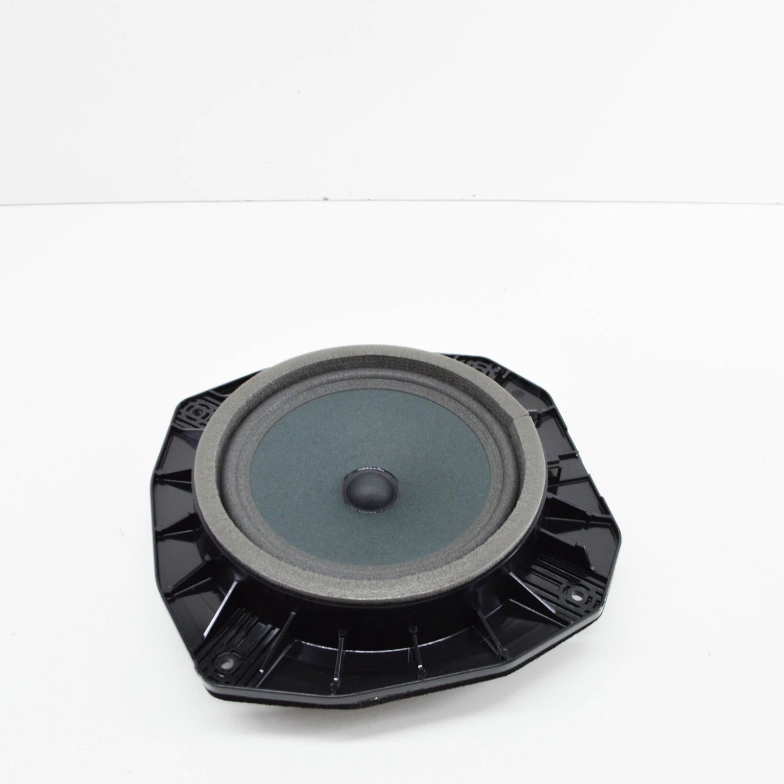 NEW MERCEDES-BENZ SLC R172 FRONT DOOR BOTTOM SPEAKER A1728200802 ORIGINAL