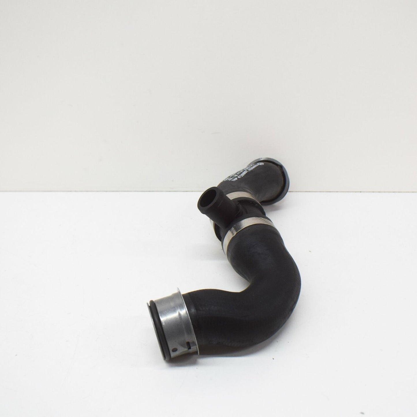 NEW MERCEDES-BENZ C W204 RIGHT COOLER TO ENGINE HOSE A2045012682 ORIGINAL