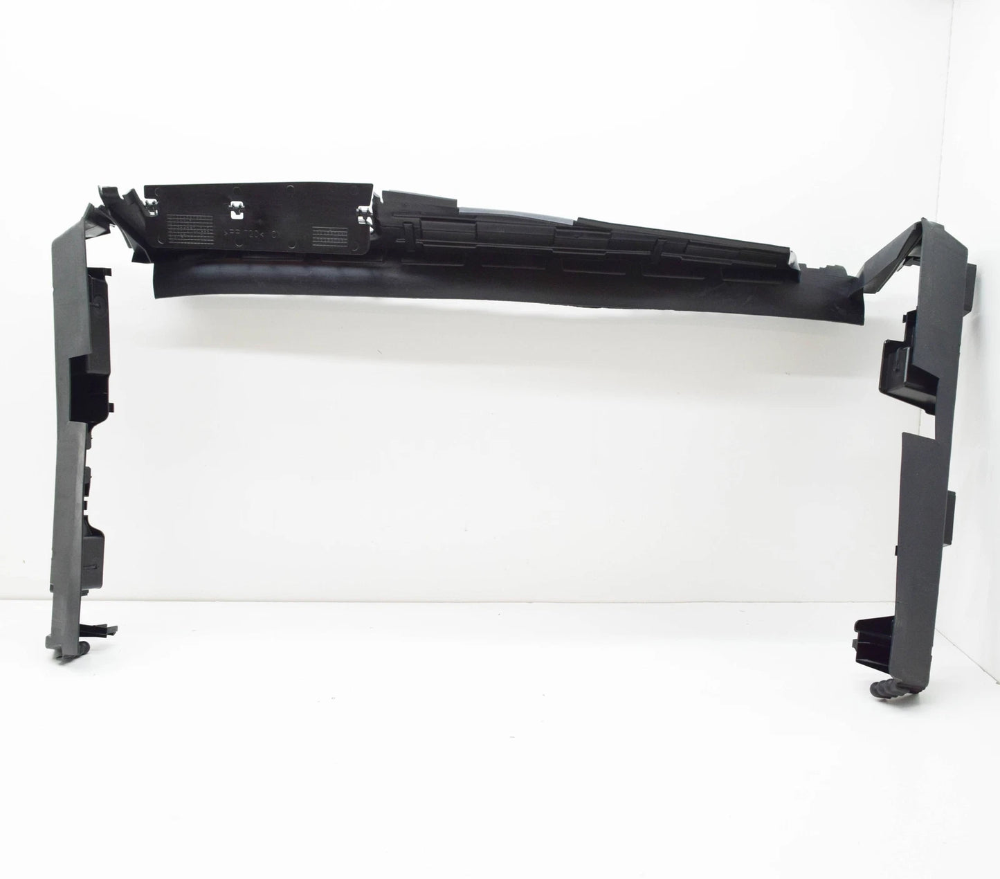 NEW MB CLA COUPE C118 RADIATOR UPPER AIR DUCT SEGMENT A1775050100 ORIGINAL