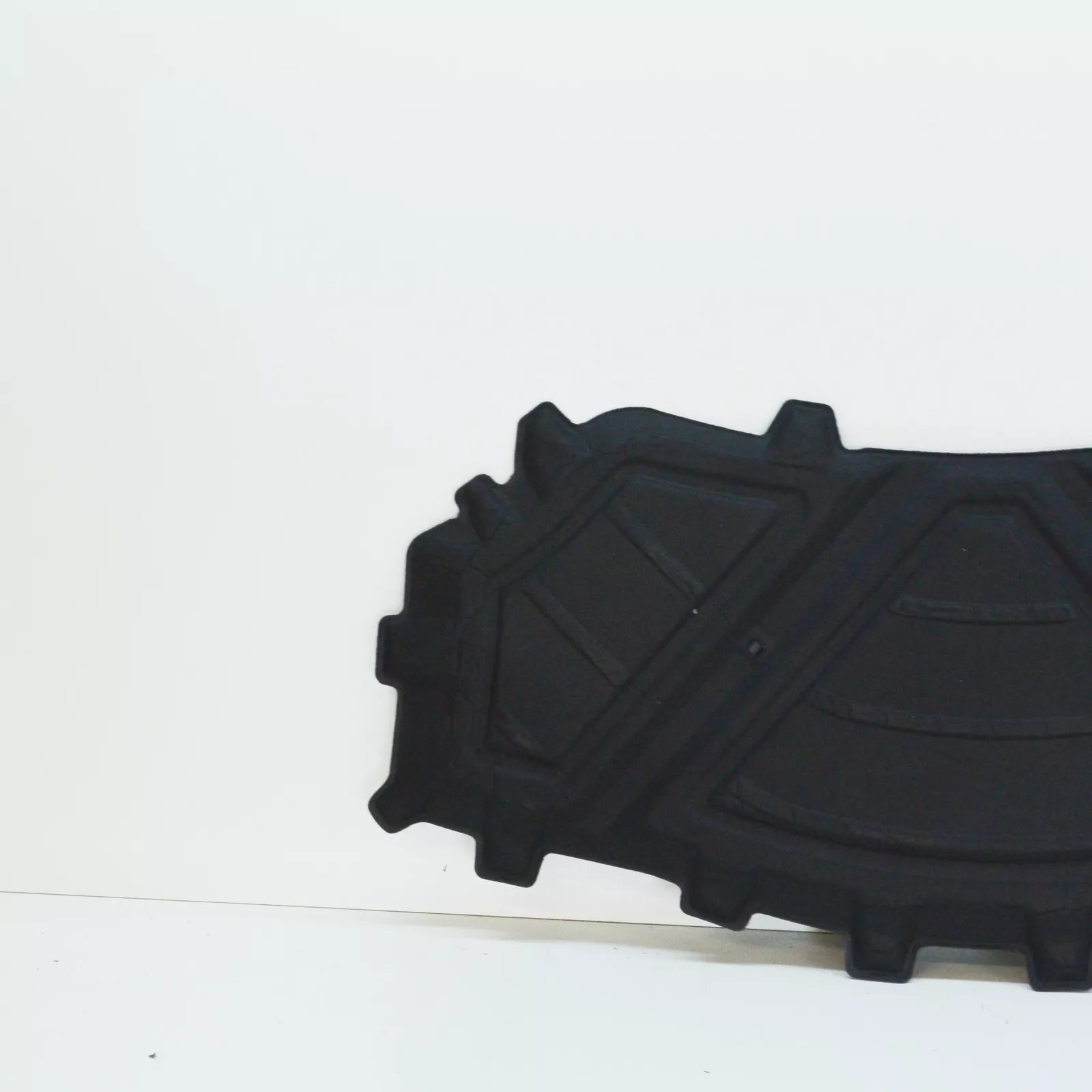 NEW AUDI Q3 8U HOOD BONNET INSULATION 8U0863825A ORIGINAL