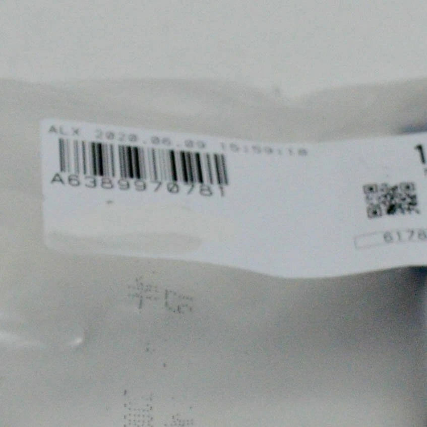 NEW MERCEDES-BENZ VITO W638 TAILGATE GROMMET A6389970781 ORIGINAL