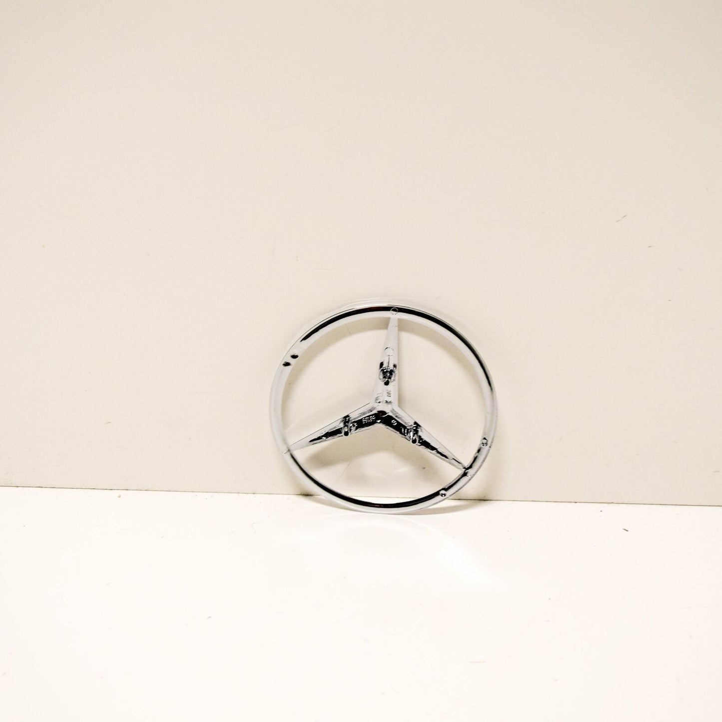 NEW MB E W124 REAR BOOT TRUNK LID EMBLEM BADGE STAR A2017580058 ORIGINAL