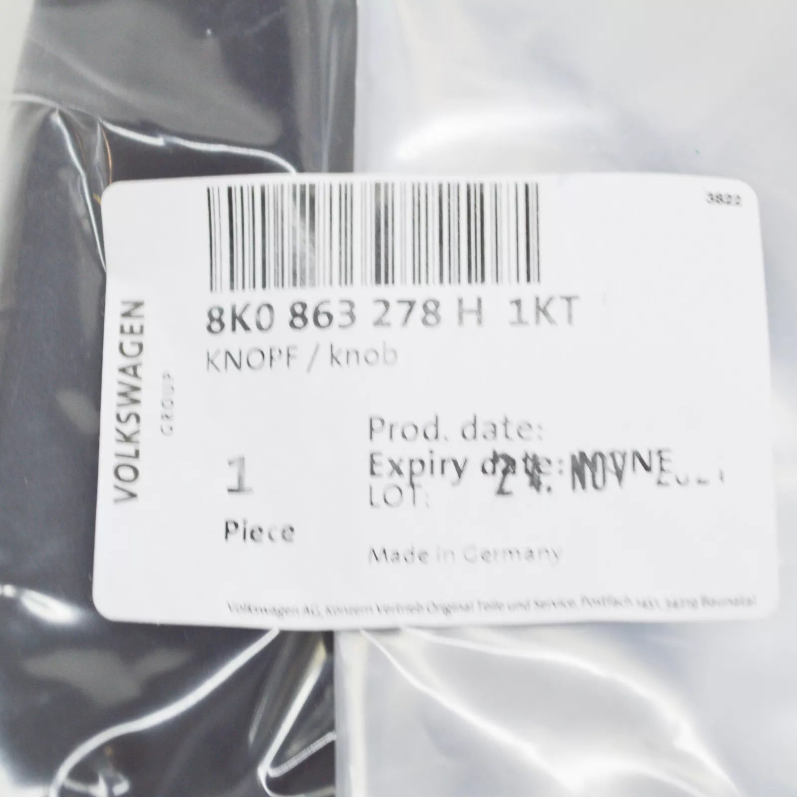 NEW AUDI A4 B8 GEAR SHIFTING KNOB WITH TRIM 8K0863278H1KT ORIGINAL