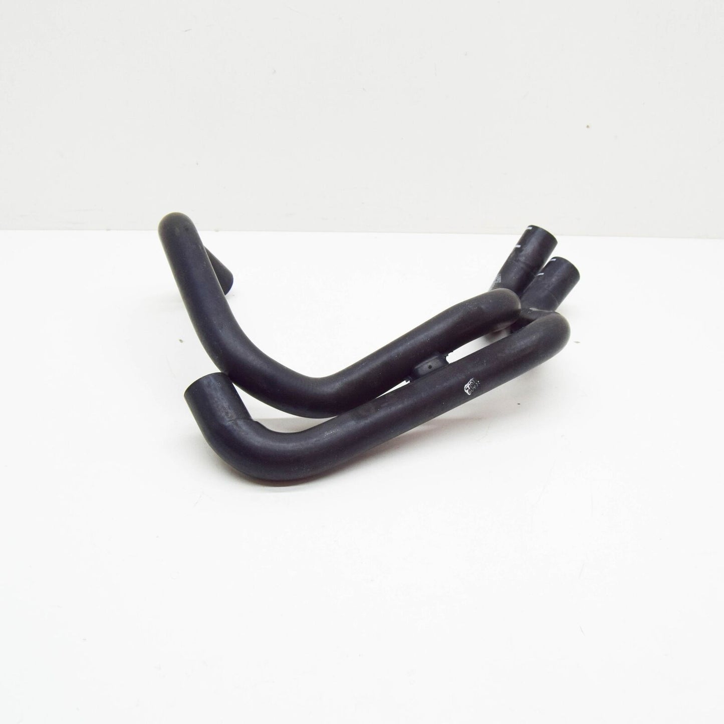 NEW VW GOLF VI 5K MK6 ENGINE COOLANT WATER HOSE 1K0122157JQ ORIGINAL