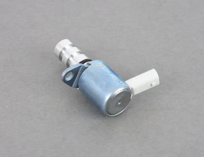 NEW VW SCIROCCO MK3 VARIABLE TIMING CAMSHAFT CONTROL VALVE 06H115243M ORIGINAL